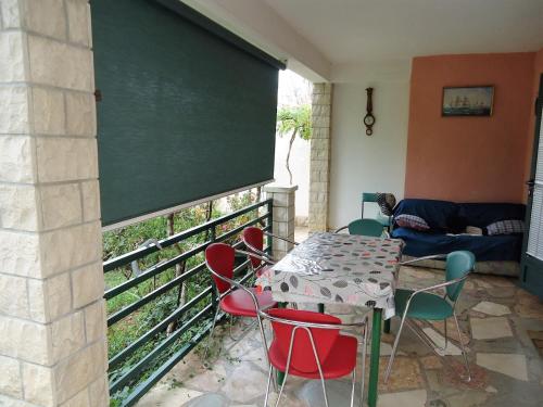 Two-Bedroom Apartment with Terrace image 2
