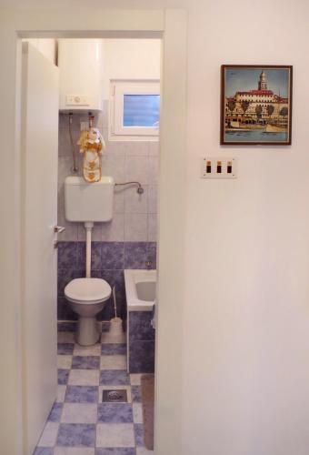 Two-Bedroom Apartment with Terrace image 8