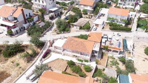 Apartments and rooms with parking space Hvar - 15706 - image 9
