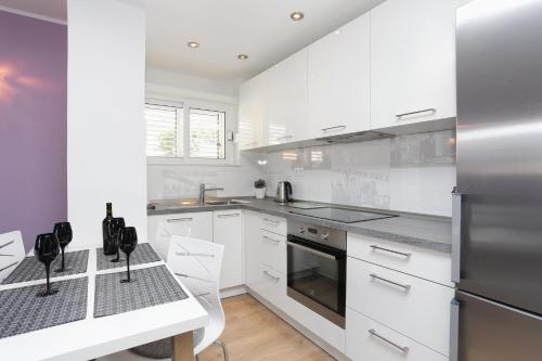 keuken, Apartments with parking space Makarska - 15841 in Makarska