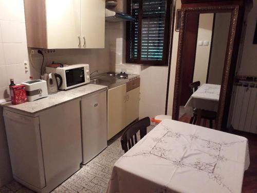 Apartments with a parking space Moscenicka Draga Opatija - 16123 - image 11