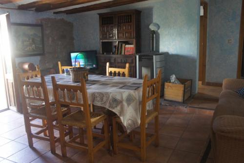 Iekārtas, Castillo de Escriche in Formiche Alto