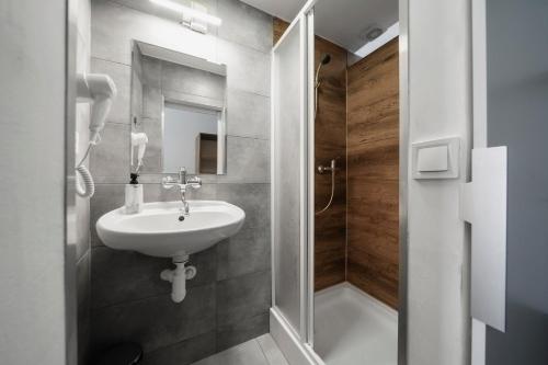Hotel Bayer - image 9