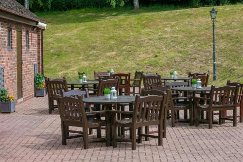 Stratford Manor Hotel