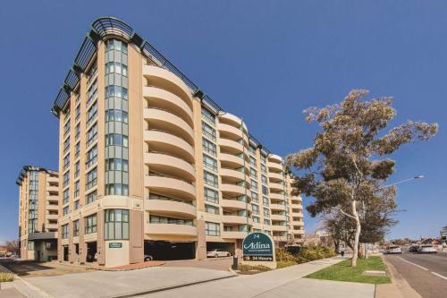 Adina Serviced Apartments Canberra James Court In Australia
