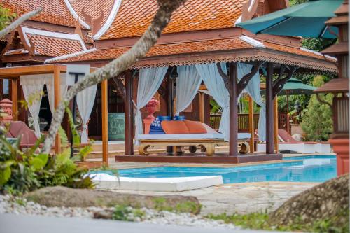 Royal Thai Villa Phuket - SHA Extra Plus