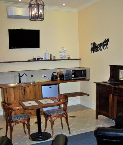 virtuve, RJ's Bed & Breakfast in Maryborough (VIC)
