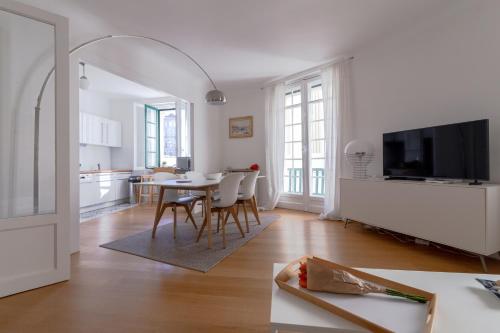 Bel appartement bourgeois au centre-ville de Biarritz - Location saisonnière - Biarritz