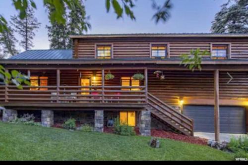 4 Bedroom Cabin in Summit Park, close to Park City