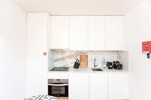 D. João IV Apartments by LovelyStay 4