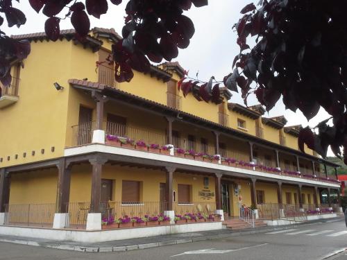 Hotel Milagros Rio Riaza