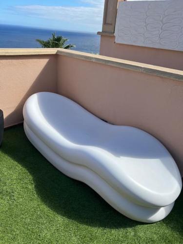 Casa Adosada de lujo con piscina y vistas al mar