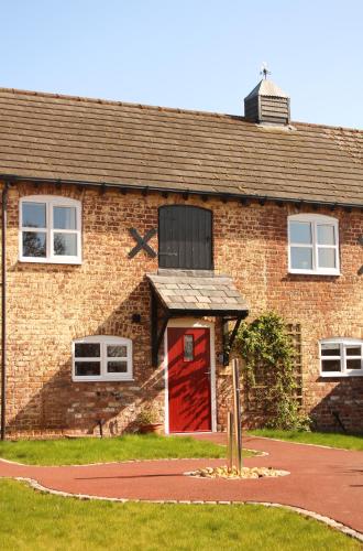 Viesnīcas āriene, Caer Fedwen Barns Heulog Cottage King Bed Self Catering with Private Hot Tub in Llandyrnog