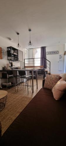 Appartement chaleureux en Ardèche - Location saisonnière - Châteaubourg