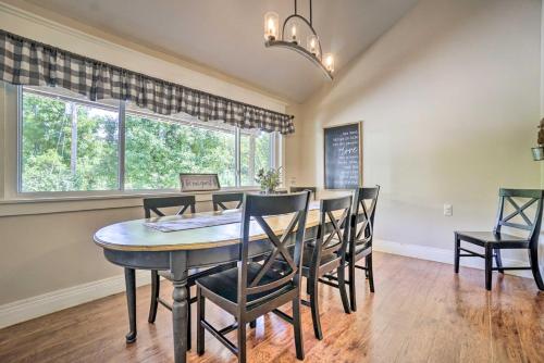 Quiet Rockbridge Cottage about 4 Mi to Hocking Hills! in Rockbridge, USA