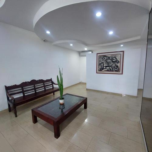 Lobby, Executive suite in gastronomic district near Arturo Michelena International Airport