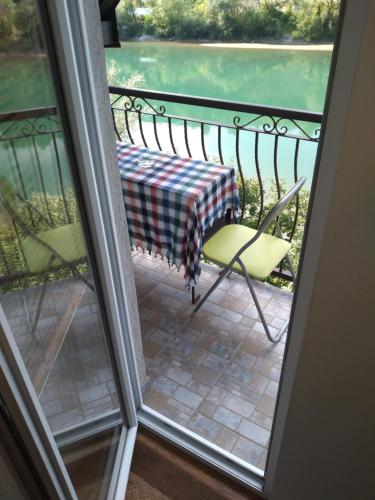 Vikendica pored Drine Foča - image 9