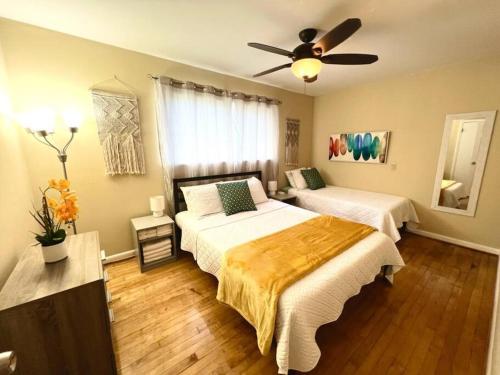 *Comfortable Townhome * King Beds * Long Term* in Cary Downtown