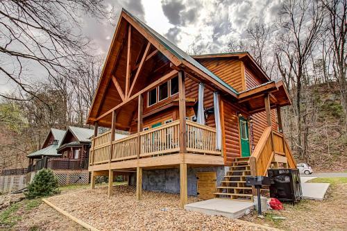 River Elegance #2335, Pigeon Forge