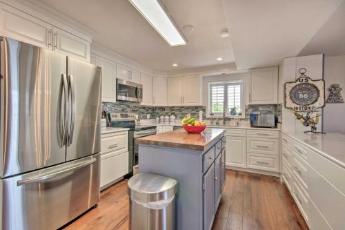 Private Dock Waterfront Lake Ozark Home! Private Dock Waterfront Lake Ozark Home!