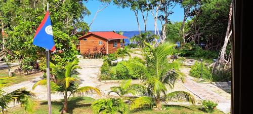 Pemandangan luar, Seaside Chateau Resort in Belize City