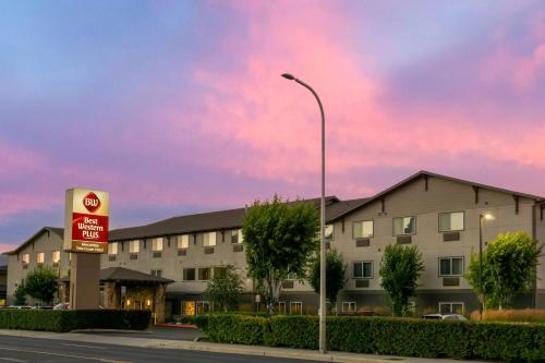 Best Western Plus Wenatchee Downtown Hotel