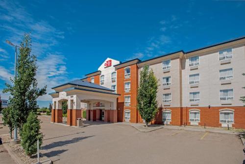 Best Western Plus Red Deer Inn & Suite