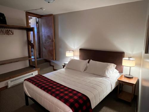 Teton Teepee Lodge in Alta (WY)