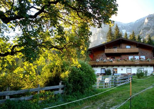 Haus Berghild - Apartment - Ramsau am Dachstein