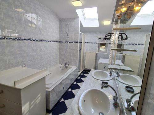 Gîte Franconville, 3 pièces, 4 personnes - FR-1-584-181 (Gite chaleureux sur une ferme en activite pres de Nancy, ideal balades et proche commerces - FR-1-58) in Blainville-sur-lʼEau