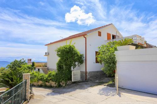 Apartments by the sea Seget Vranjica, Trogir - 17125 in Seget Donji