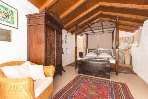 Three-Bedroom Holiday Home  image 10