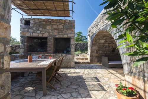 Family friendly house with a swimming pool Bajcici, Krk - 17293
