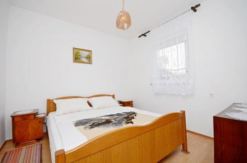 Two-Bedroom Apartment with Terrace image 7
