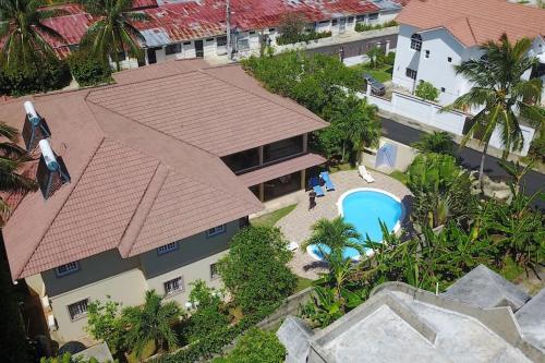 Super Spacious 4BR 4 5BA Villa w pool in Sosua - image 4