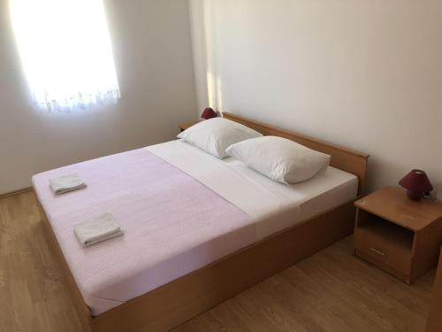 Apartments by the sea Pag - 17357 - image 4