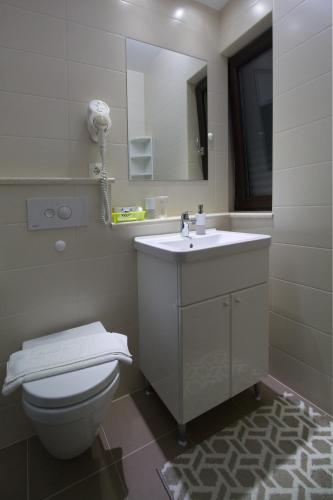 Seaside family friendly house with a swimming pool Trogir - 17358 - image 14