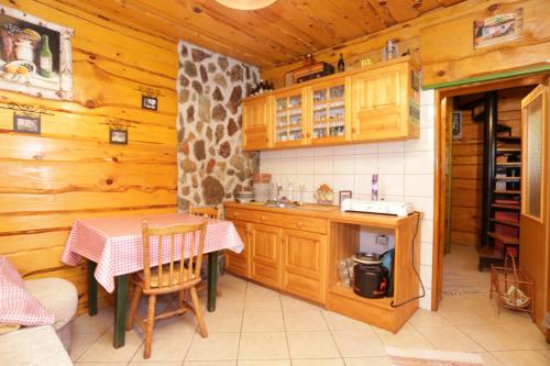 virtuve, Apartments for families with children Perusic (Velebit) - 17540 in Perušić