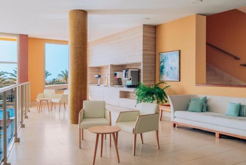 外部景觀, Iberostar Waves Gaviotas Park -All Inclusive in 普拉亞德建尼亞