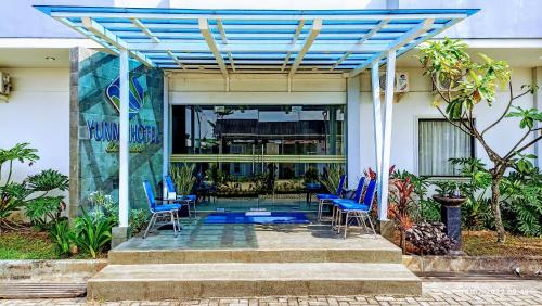 Entrée, YUNNA EXPRESS LAMPUNG near Temple Thay Hin Bio