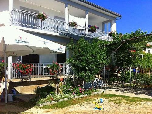 Apartments by the sea Sukosan Zadar - 17203 - image 8