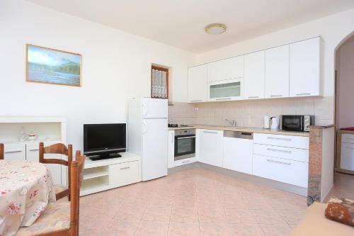Apartments by the sea Cove Ostricka luka Rogoznica - 17086 - image 2