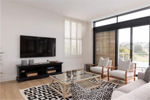 Sunset Villa - Luxury Villa 150m from the beach - top floor only, Plettenberg Bay (zdjęcie 7)