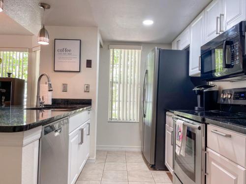 Luxury Condo 3BR Apartment near Disney World in Kissimmee, USA