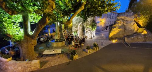 Hôtel Restaurant Des Deux Rocs