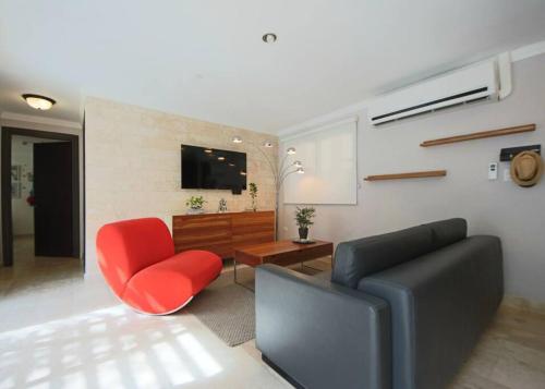 Spacious condo with private terrace & Pool, Palm-Eagle Beach (photo 6)