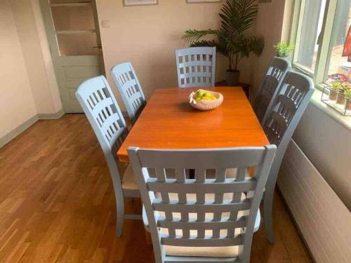 Mountain House Omeath near Carlingford in Ballymascanlan