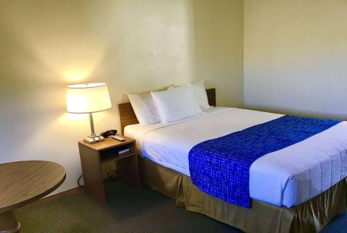 Travelodge by Wyndham Three Forks in Three Forks, USA