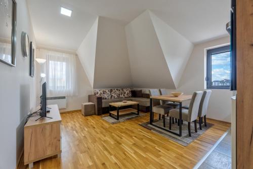 المرافق, Monix Apart Club Zlatibor in Obudojevica