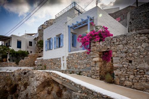 Villa Nina, dreamy little cycladic home in Amorgos